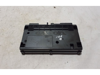 Блок управления 31676872 Volvo S60