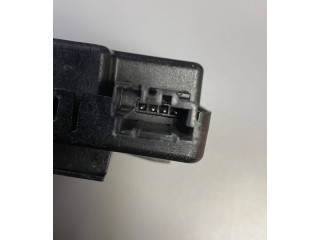 Блок управления 812857993, 13523281   Chevrolet Camaro