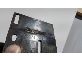 Передняя решётка Mitsubishi Carisma 2000-2004 года MR361222, 523686