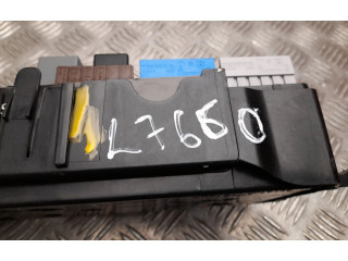 Pojistková skříňka A1675454000 Mercedes-Benz EQC 2020