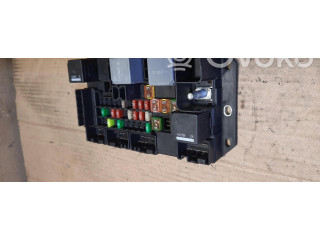 Блок предохранителей DW9314N030AB Jaguar XJ X351