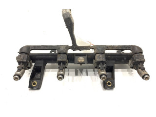 Топливная рампа 9655833580 Citroen C2