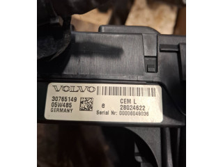 Блок предохранителей 30765149, 00006049036   Volvo S60    