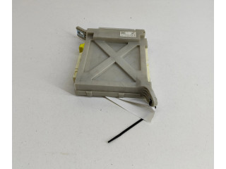 Pojistková skříňka 8273030L40, 8273030L40B Lexus GS 250 350 300H 450H 2014