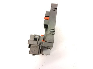 Блок комфорта 3C0937049E Skoda Octavia Mk2 (1Z)