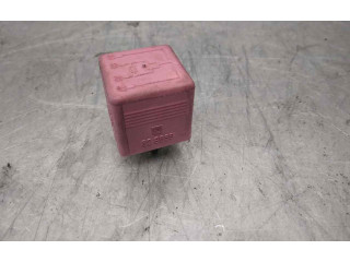 Pojistková skříňka 0015427419 Mercedes-Benz C W202 1998