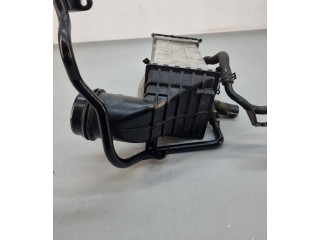 Интеркулер 04E145785E Audi Q2 -