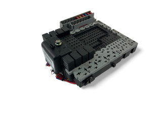 Блок предохранителей 8622520 Volvo S60