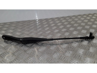 Ножка стеклоочистителей лобового стекла