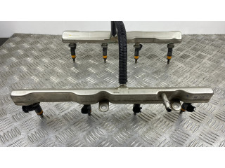 Топливная рампа 53013888AD Jeep Grand Cherokee 5.7