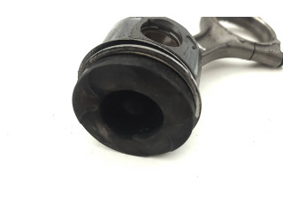 Поршень с шатуном M15746 D Maserati Ghibli