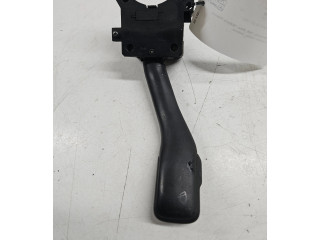 Ручка стеклоочистителей    Volkswagen PASSAT B5