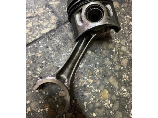 Píst 7R1 Volkswagen PASSAT B5.5