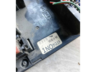   Pojistková skříňka 1n05g19, 0999   Nissan Almera 1995