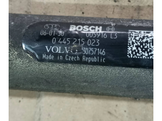 Топливная рампа 30757146, 005916L3   Volvo V70   для двигателя D5244T4