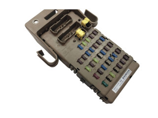 Pojistková skříňka 82201AJ000 Subaru Outback 2010