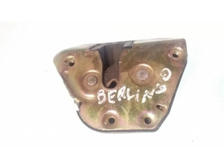 замок багажника     Citroen Berlingo 1996-2002 года