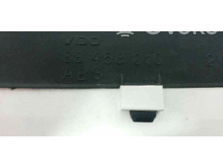 Přístrojová deska Toyota Carina T190 88458010