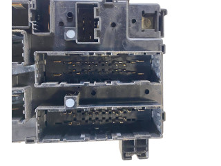 Блок предохранителей  68425203AB, P68425203AB   Jeep Grand Cherokee    