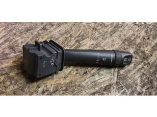 Ручка стеклоочистителей    Volvo V70