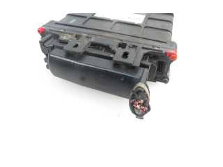 Блок управления коробкой передач 5WK33307, 01M927733CG Audi A3 S3 8L