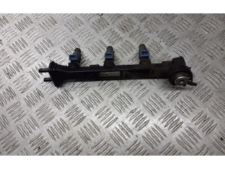 Топливная рампа A1600700295 Smart ForFour I