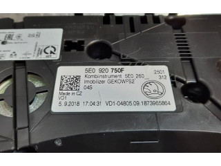 Панель приборов 5E0920750F   Skoda Octavia Mk3 (5E)       
