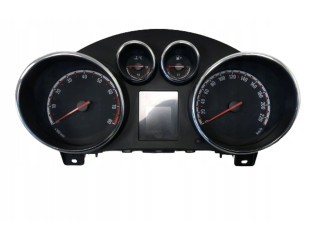 Панель приборов 13346172   Opel Meriva B       