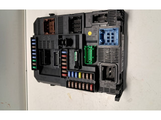 Блок предохранителей 9807532080 Peugeot 2008 I