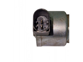 Топливная рампа R04L125, 04L130764C   Volkswagen PASSAT B8   для двигателя CRLB, CRL