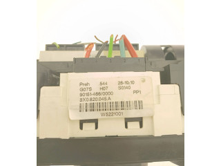 Блок управления климат-контролем 8X0820045A, W5221001 Audi A1