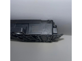 Pojistková skříňka A2135401115 Mercedes-Benz C W205 2020