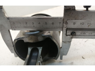 Píst GK206205BA   Ford Transit Custom  pro naftový motor 2.0  