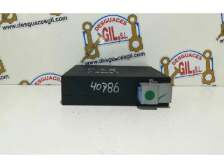 Радио/ проигрыватель CD/DVD / навигация