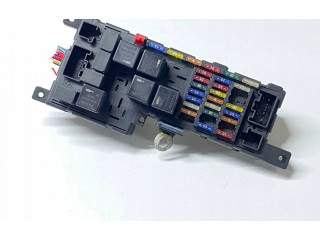 Блок предохранителей 518787205, 8678449   Volvo V70    