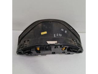 Панель приборов 88311281   Mercedes-Benz E W210       