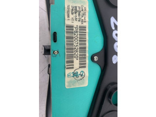 Панель приборов 8200752820 Dacia Logan I