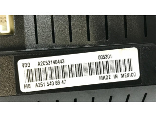 Přístrojová deska Mercedes-Benz R W251 2007 A2515408947, A2515404111