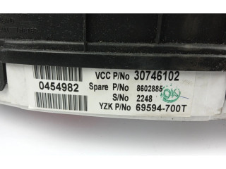 Панель приборов 30746102, 8602885 Volvo S60