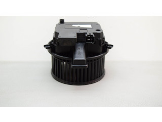 Вентилятор печки 4M2820021C Audi Q5 SQ5