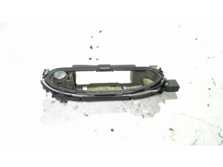 Передний держатель / кронштейн для внешней ручки открытия