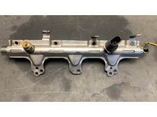 Vstřikovací lišta 06J133317J, 0849610175 Audi A4 S4 B8 8K pro naftový motor 2.0