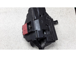 Узел подключения плюсовых проводов