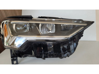 Передняя фара