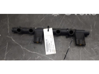 Топливная рампа 7700114546   Renault Clio II  