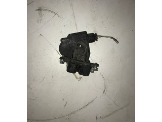 Zámek zadních dveří Toyota Avensis T270 2014