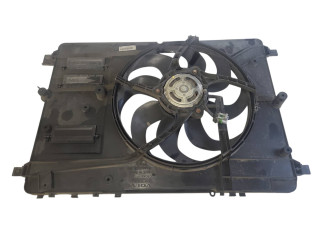Вентилятор радиатора 31439882 Volvo S60