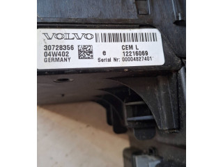 Блок предохранителей 30728356, 12216069   Volvo S80    
