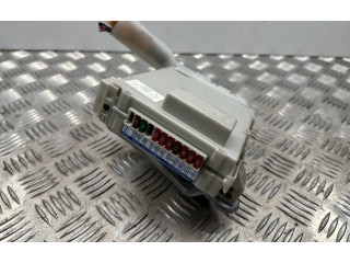   Pojistková skříňka 8267030250   Lexus GS 300 350 430 450H 2008