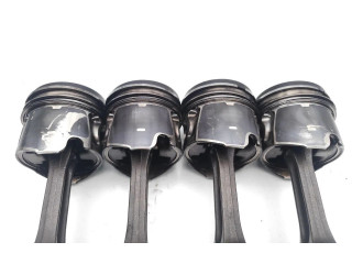  Поршень с шатуном D4204T D4204T  Volvo V50  